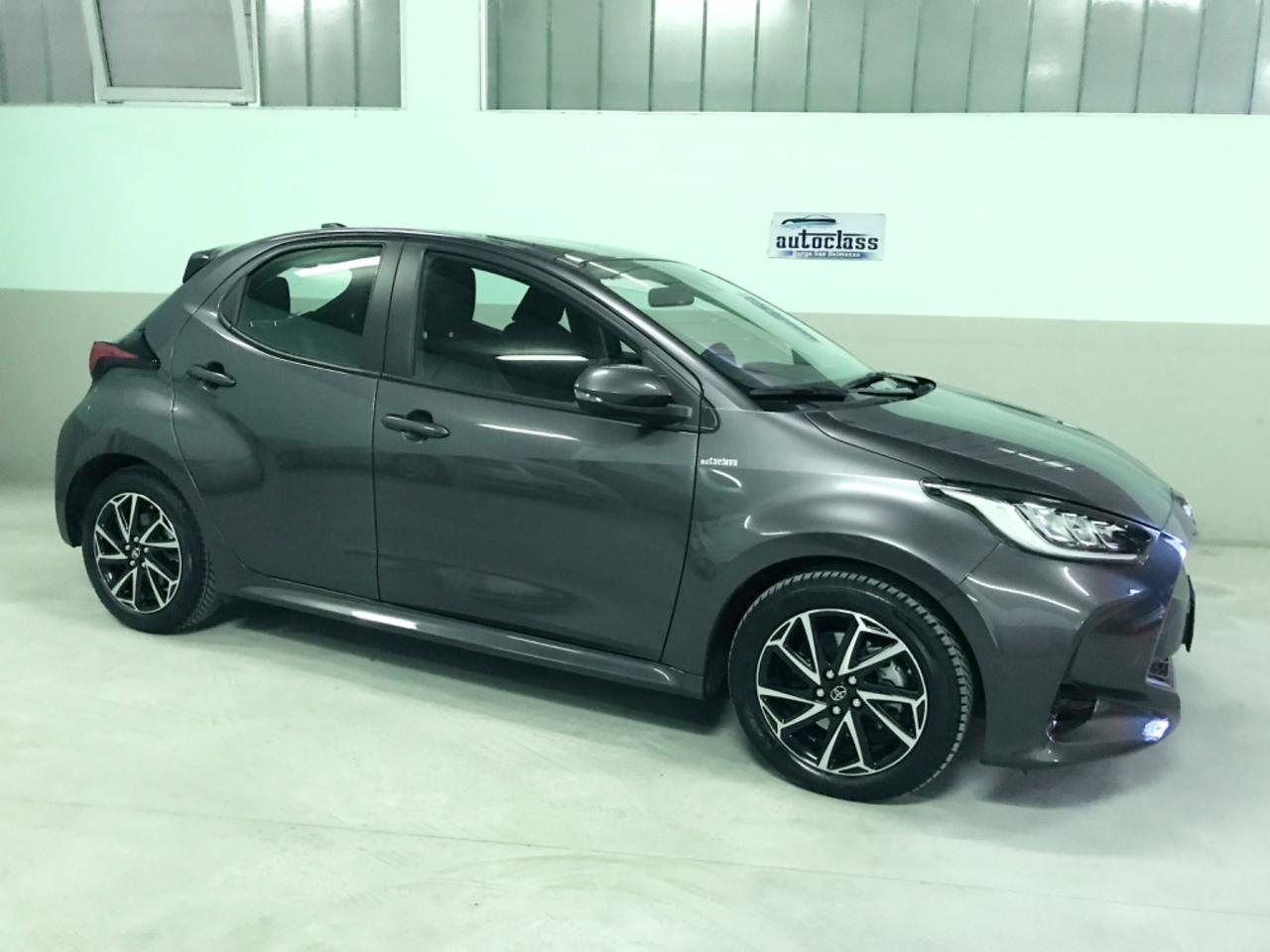 Toyota Yaris 1.5 Hybrid 5 porte Trend