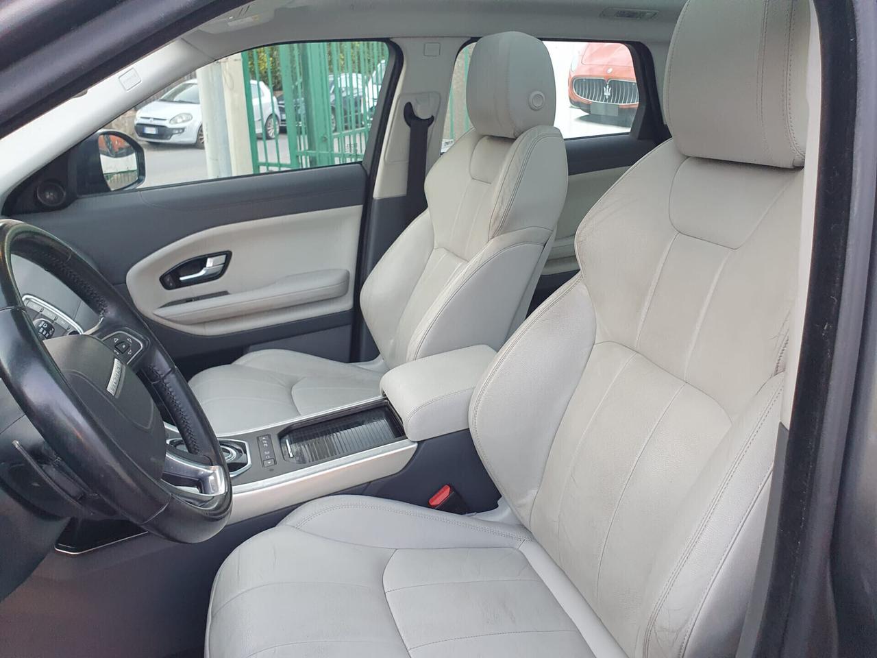 Land Rover Range Evoque 2.0 TD4 150 CV 5p. SE Dynamic