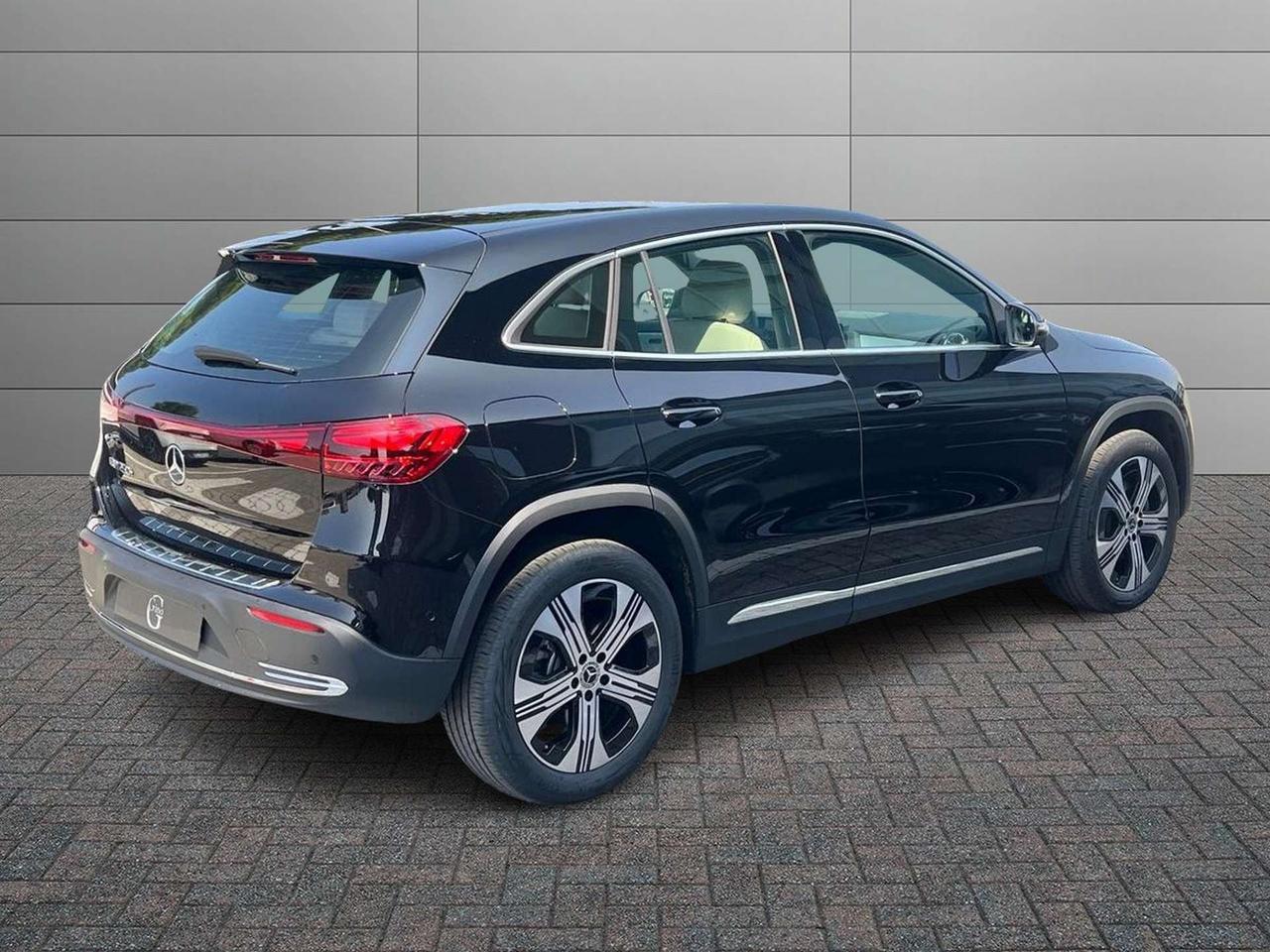Mercedes-Benz EQA 250+