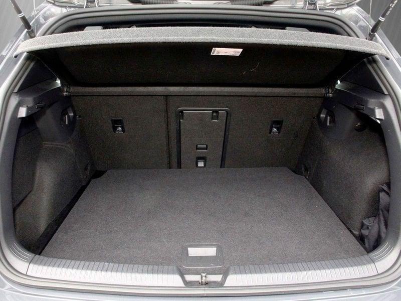 Volkswagen Golf 2.0 TSI GTI DSG 18" Cockpit Led Navi App Connect
