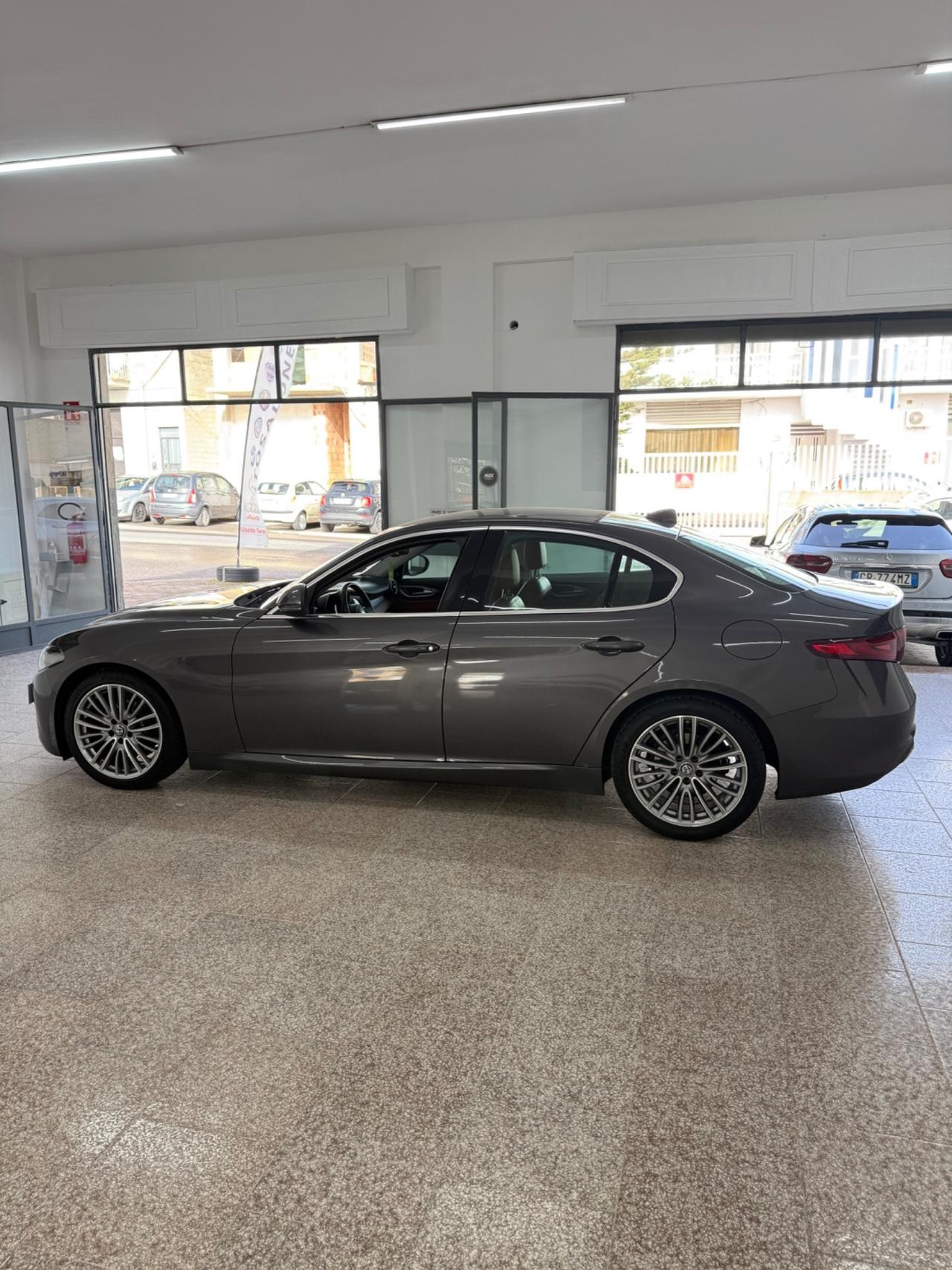 Alfa Romeo Giulia 2.2 Turbodiesel 180 CV AT8 Super