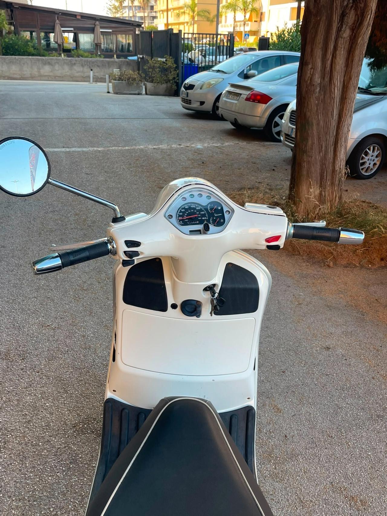 Piaggio Vespa 300 GTS