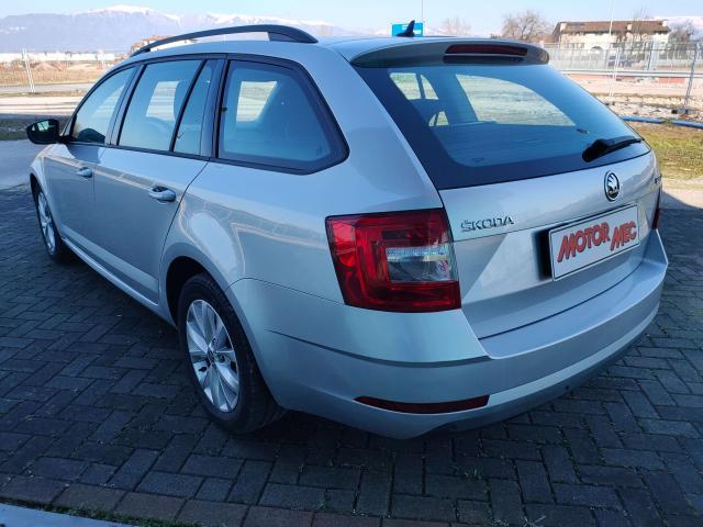 Skoda Octavia Octavia Wagon 1.5 g-tec Executive 130cv dsg