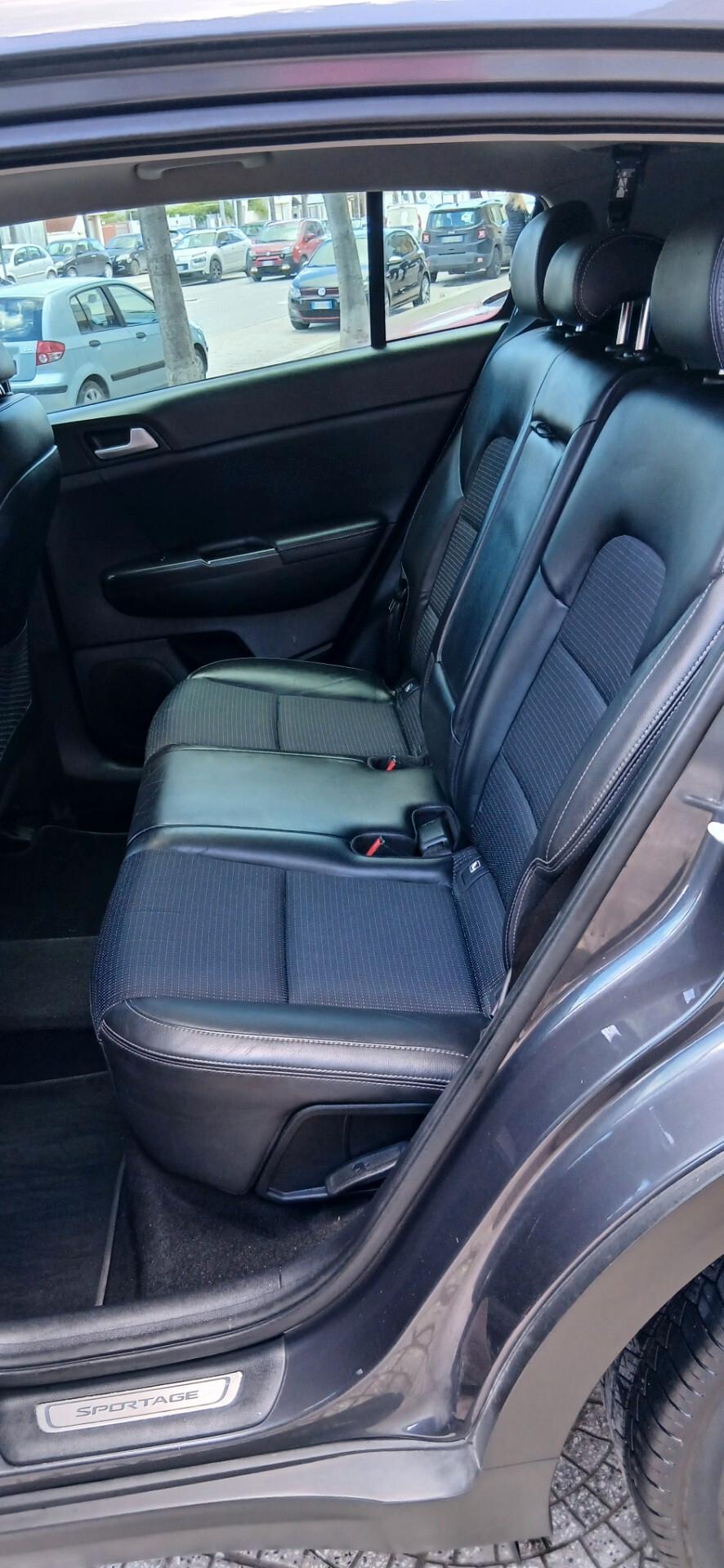 KIA SPORTAGE 1.7 CRDI 2WD GT LINE TETTO PELLE XSENO NAVI