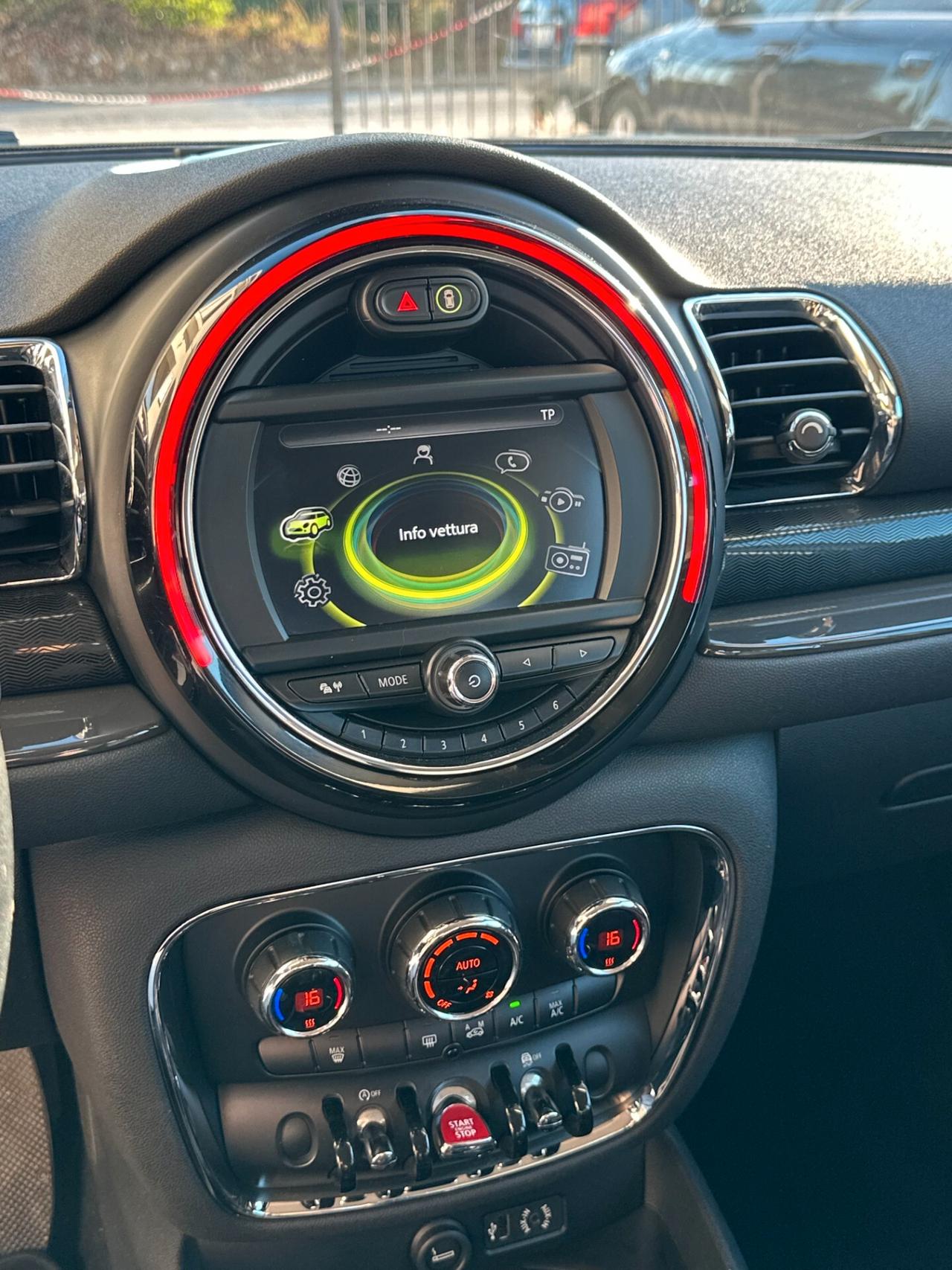 Mini Cooper Clubman 1.5 Hype 2016 Stupenda Garant