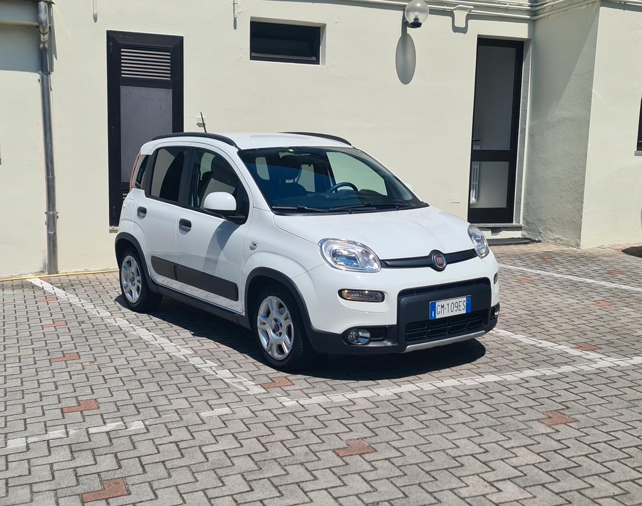 Fiat Panda 1.0 FireFly S&S Hybrid City Life - prezzo reale