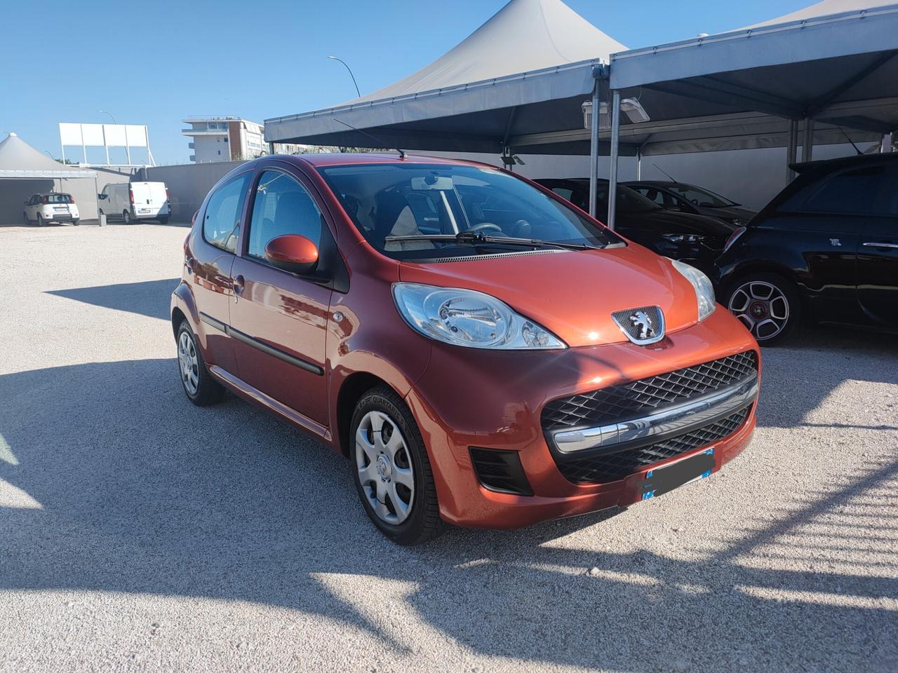 Peugeot 107 1.0 68CV 5p. Plaisir