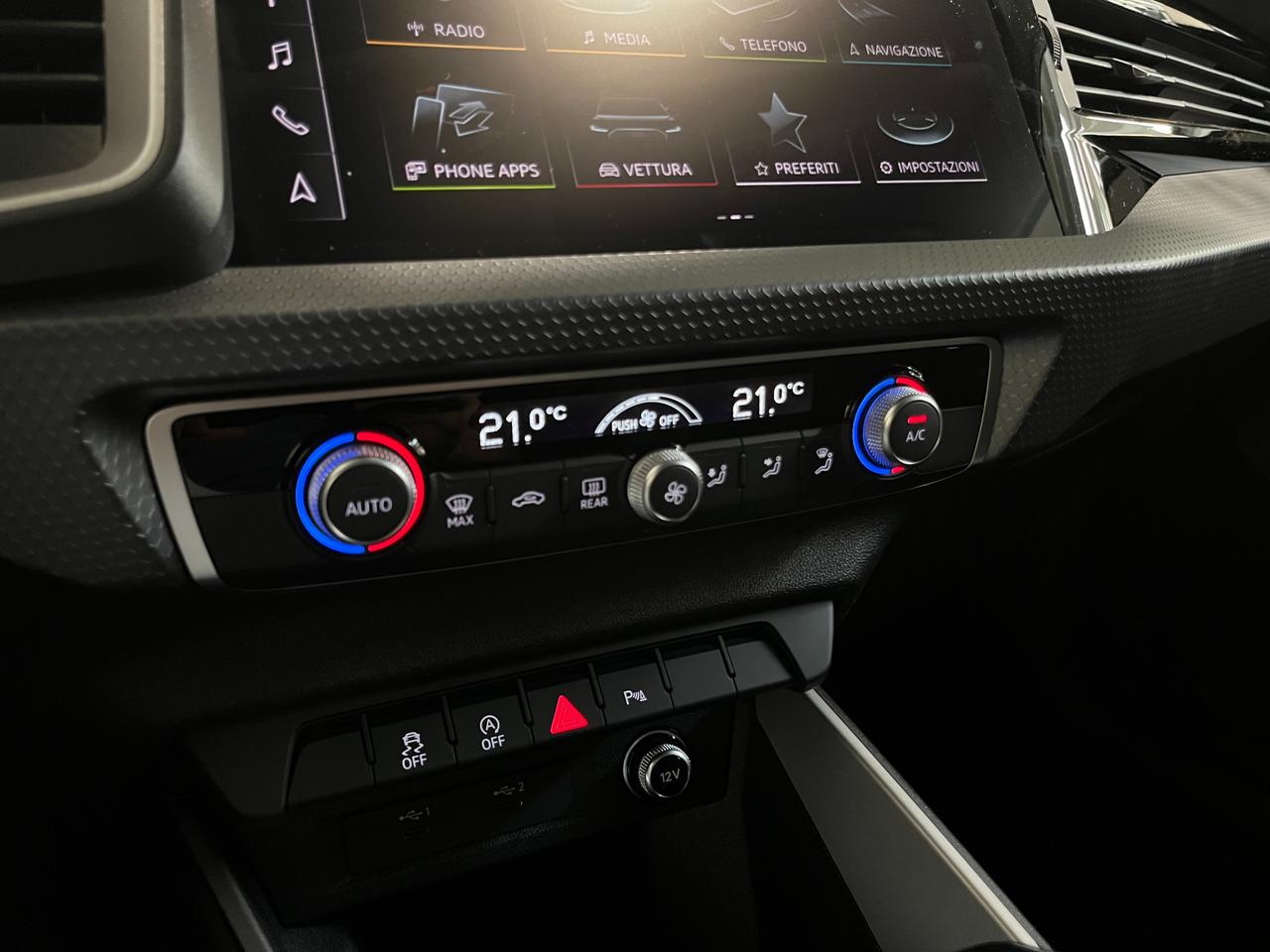 AUDI A1 SPORTBACK 30 TFSI S-TRONIC S-LINE EDITION