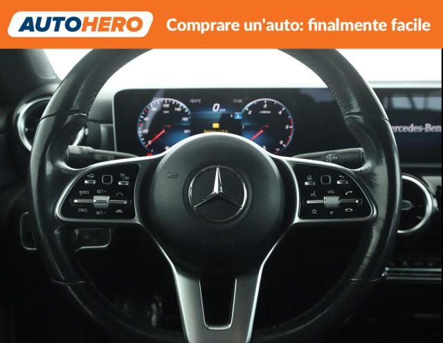 MERCEDES-BENZ A 180 d Automatic Sport
