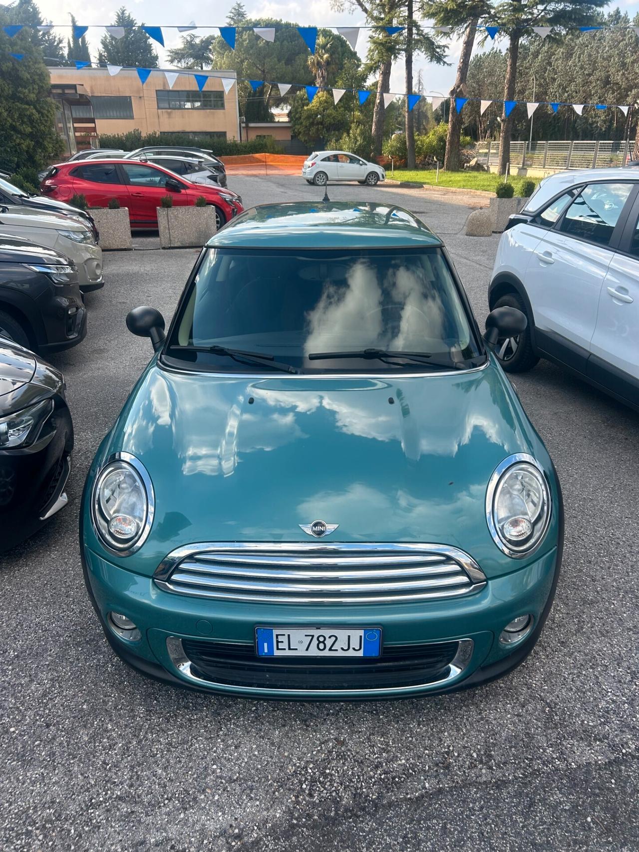 "UNA CHICCA" Mini Mini 1.6 16V One " NEOPATENTATI "