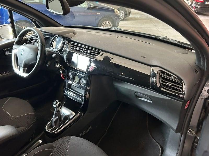 Citroën DS3 DS3 1.2 PureTech So Chic 82cv E6