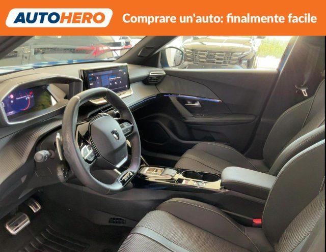PEUGEOT 2008 Hybrid 136 e-DCS6 GT