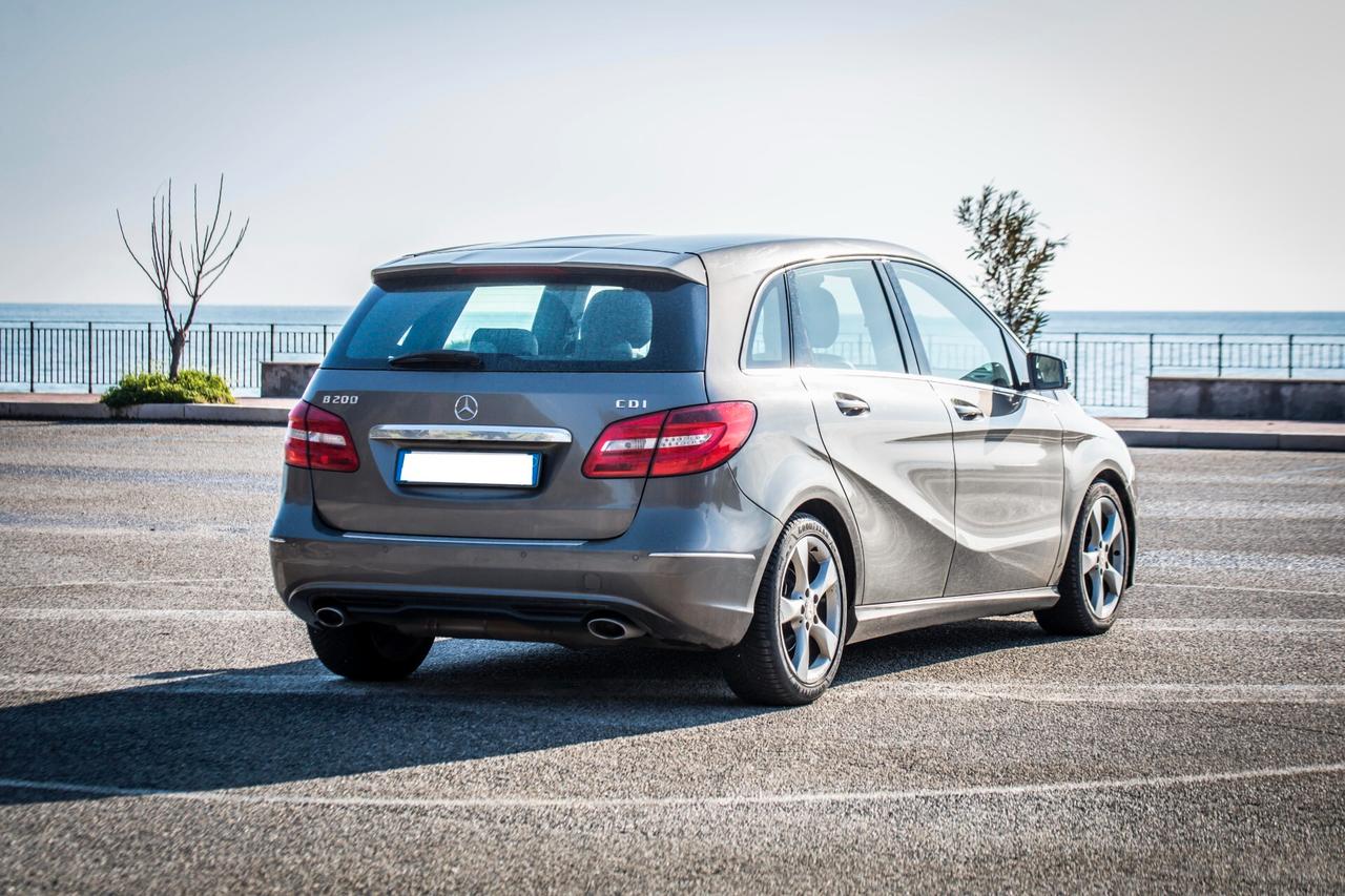 Mercedes-benz B 180 B 200 CDI BlueEFFICIENCY Premium