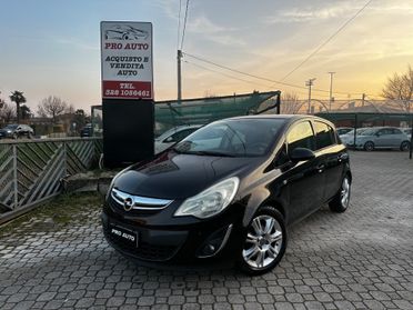 Opel Corsa 1.2 5 porte Cosmo