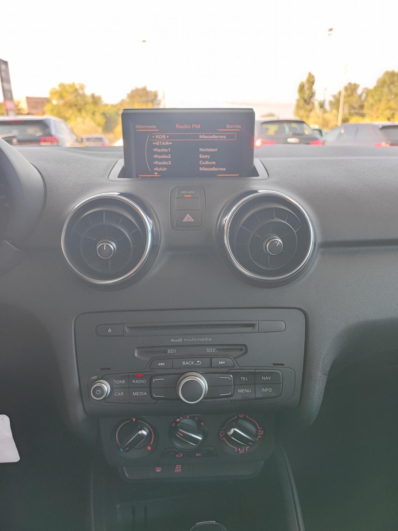 Audi A1 1.4 TFSI S tronic 119g Ambition