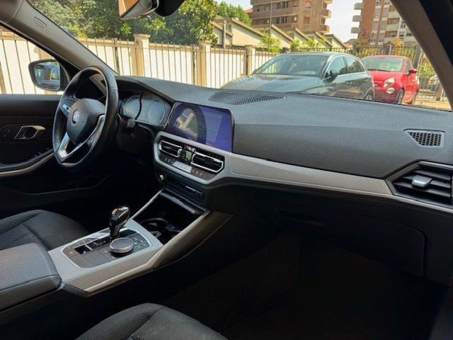 BMW 320 d 48V Touring Business Advantage XDRIVE