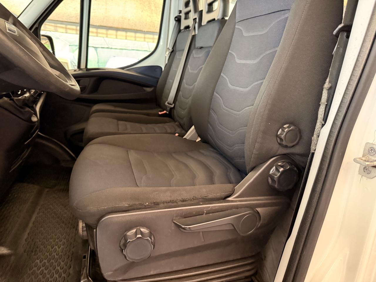 Iveco daily 35C15 (3.0) Cassone fisso IVA COMPRESA