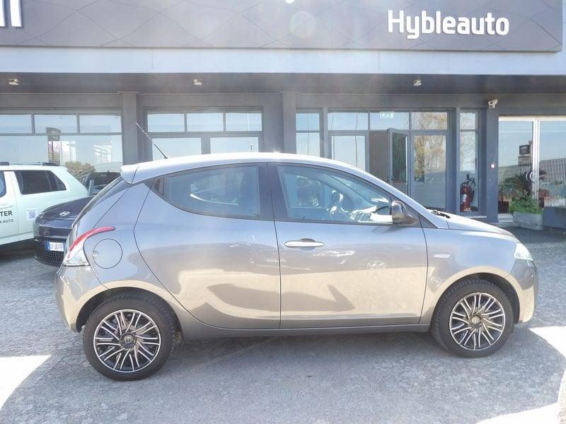 Lancia Ypsilon Ypsilon 1.2 69 CV 5 porte S&S Gold