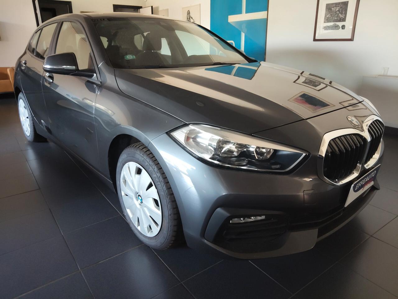Bmw 116 116d 5p. Advantage