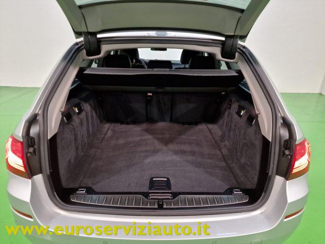 BMW 530 d xDrive 249CV Touring Luxury
