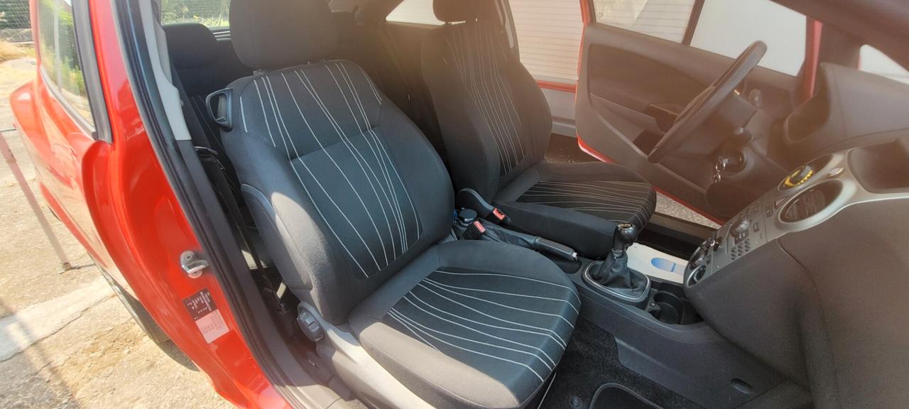 Opel Corsa 1.2 gpl neopatentata, unico prop.