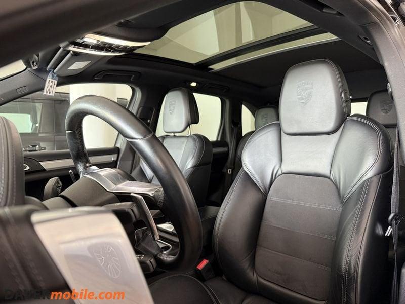 Porsche Cayenne 3.0 Diesel Pure green Platinum Edition