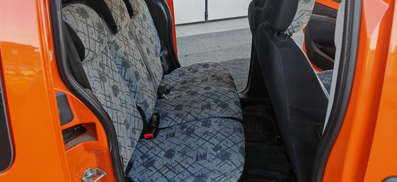 Citroen Nemo Multispace 1.3 HDi 75CV Silver Selection