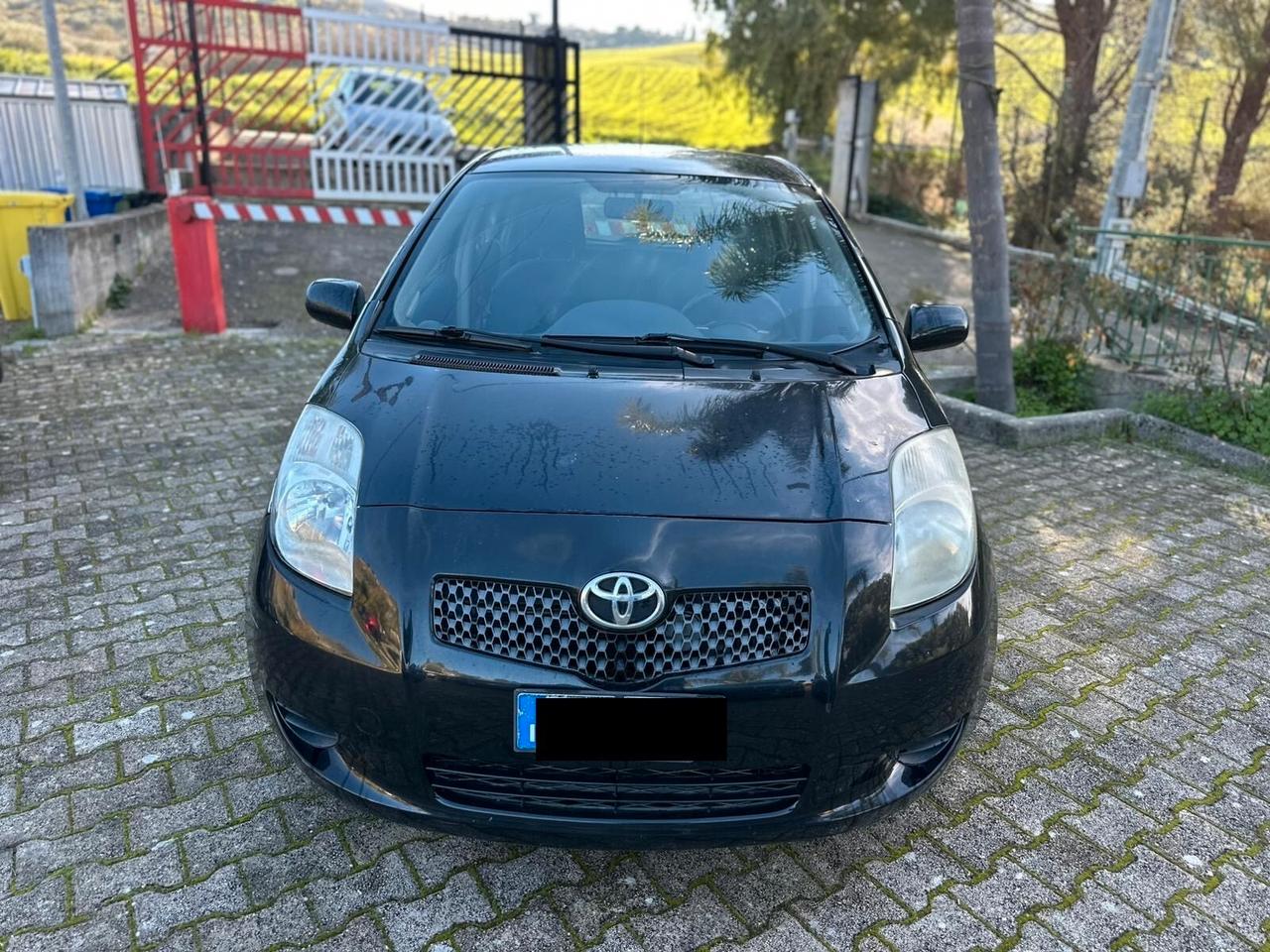 Toyota Yaris 1.4 D-4D 5 porte Sol