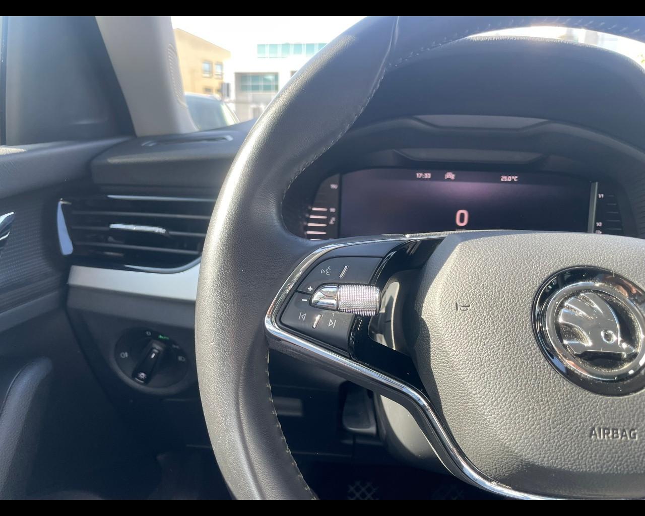 SKODA Kamiq - Kamiq 1.0 TSI 110 CV Ambition