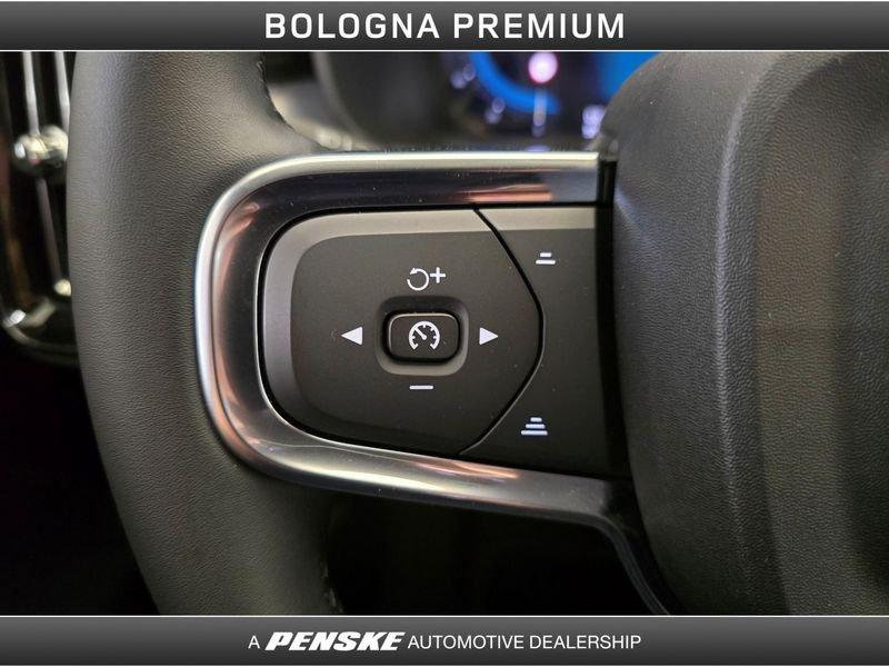 Volvo XC40 XC40 B3 automatico Core