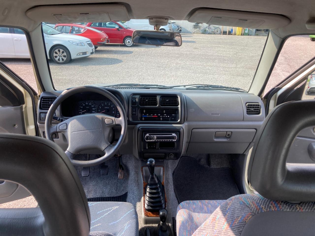 Suzuki Jimny 1.3i 16V cat 4WD JLX