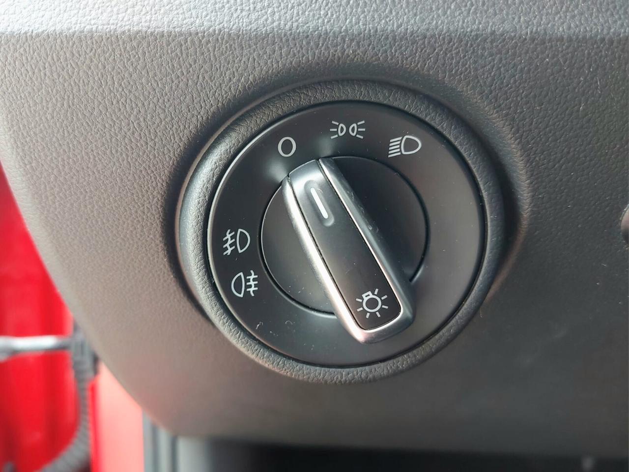 VOLKSWAGEN up! 1.0 75cv 3p. High up! ASG - 2014