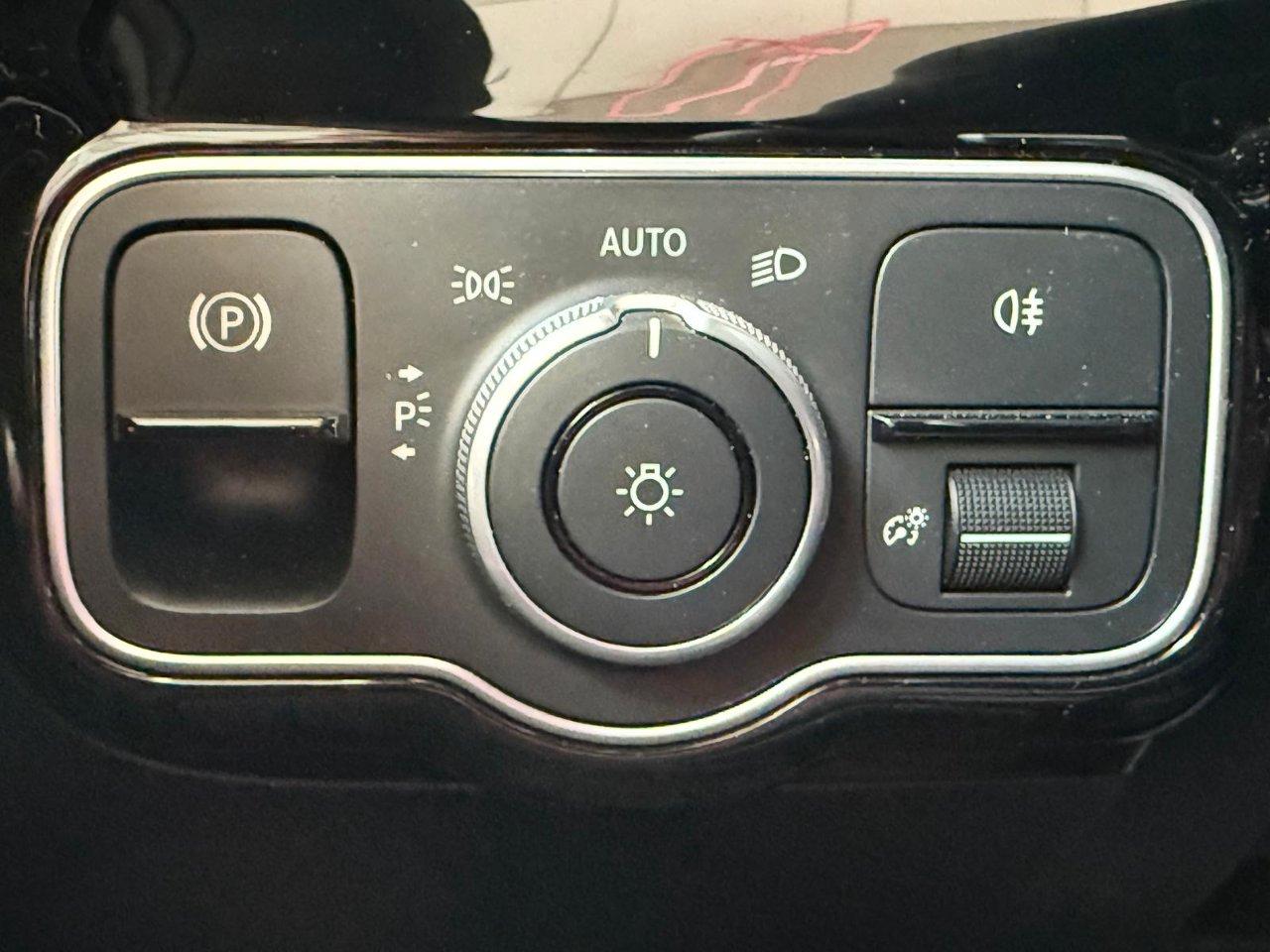 Mercedes A 200 AMG Line Advanced Plus 7G-DCT