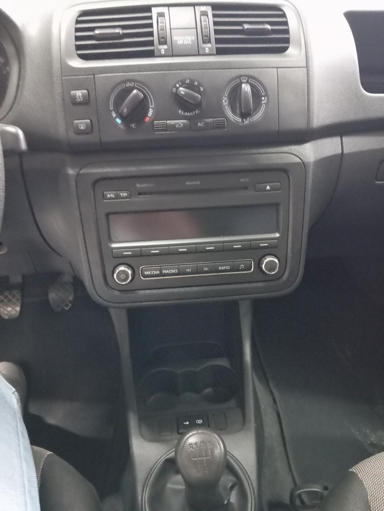 Skoda Roomster 1.2 benzina 70 CV CON GARANZIA