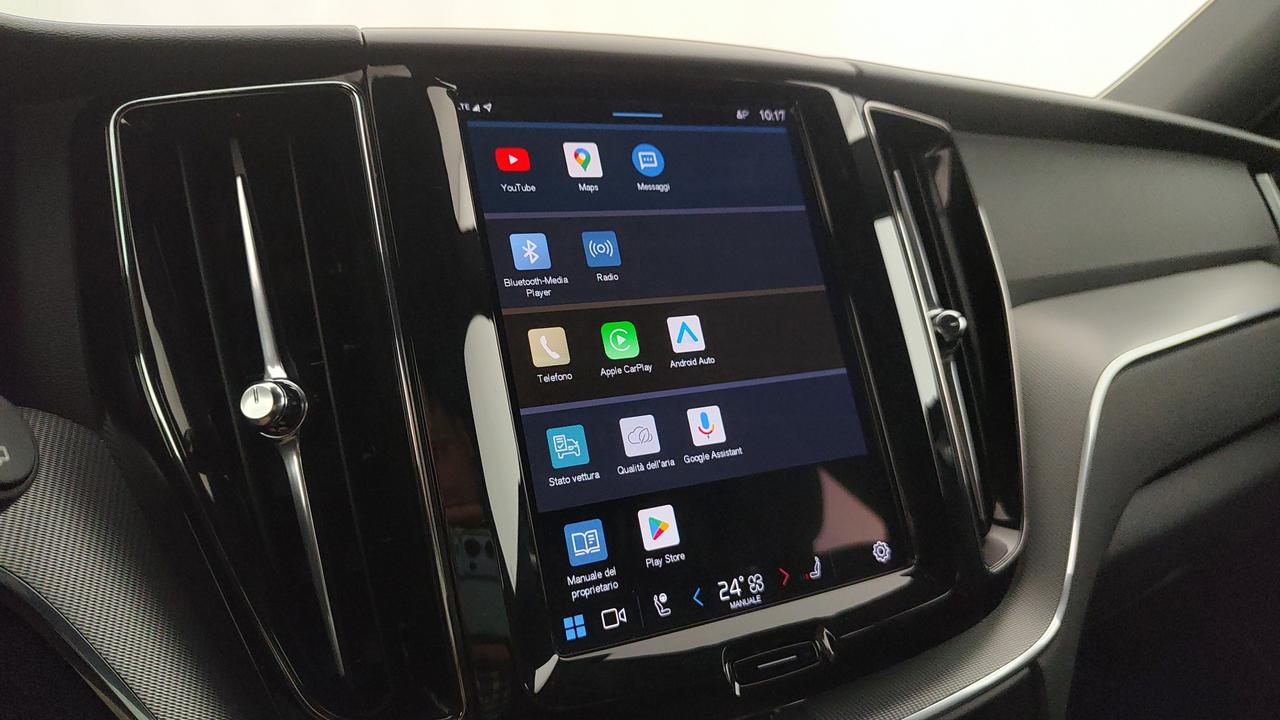 VOLVO XC60 2.0 b5 Plus Dark awd auto