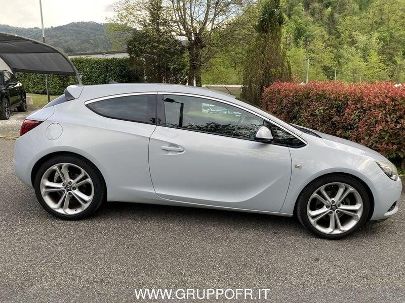 Opel Astra GTC Astra 2.0 CDTI 165CV GTC