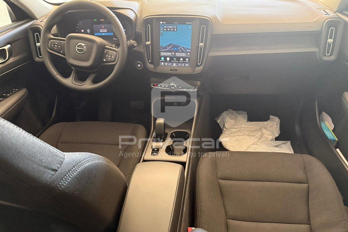 VOLVO XC40 B3 automatico Essential