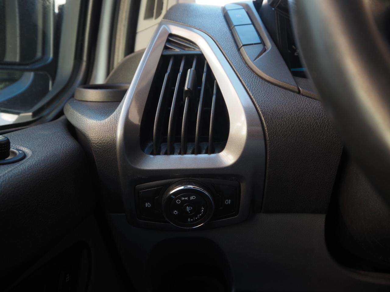 Ford Transit Custom •Trasporto Disabili• 9 Posti