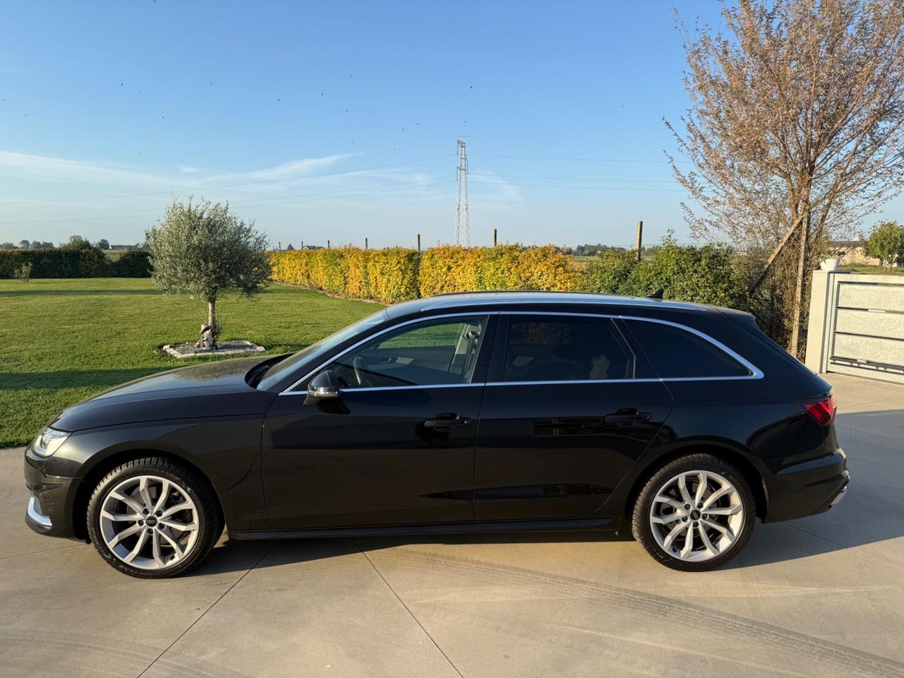 Audi A4 Avant TDI SPORT MATRIX