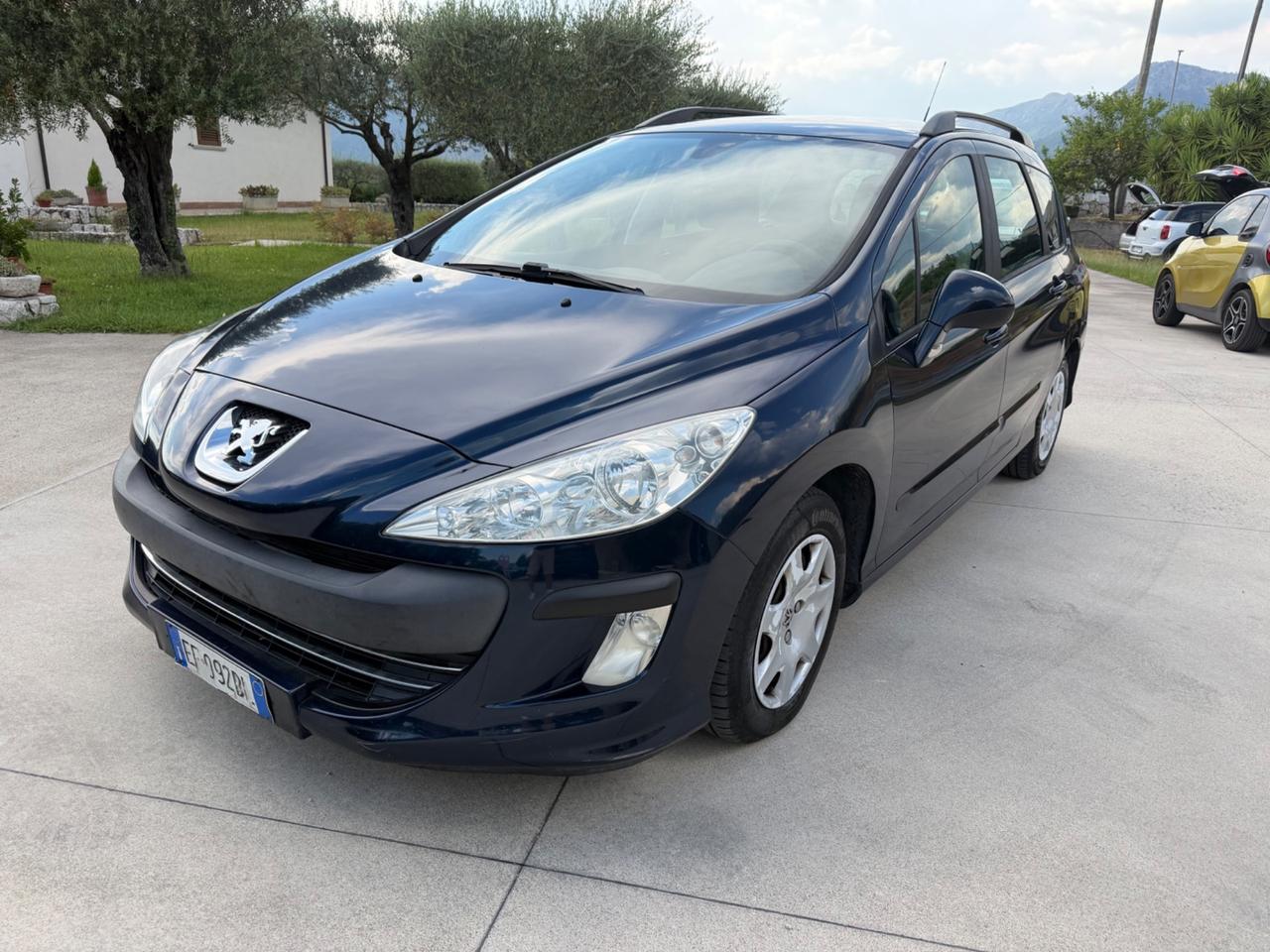 Peugeot 308 1.6 8V HDi 93CV FAMILIARE