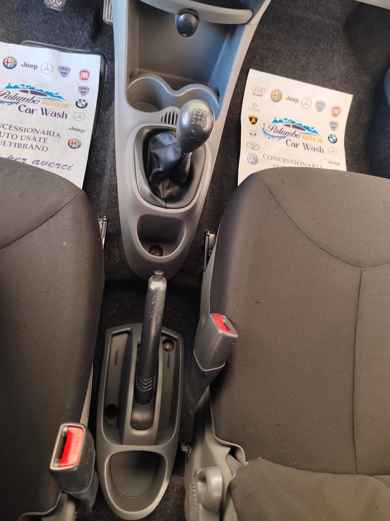 Toyota Aygo 1.0 12V VVT-i 5 porte Now Connect