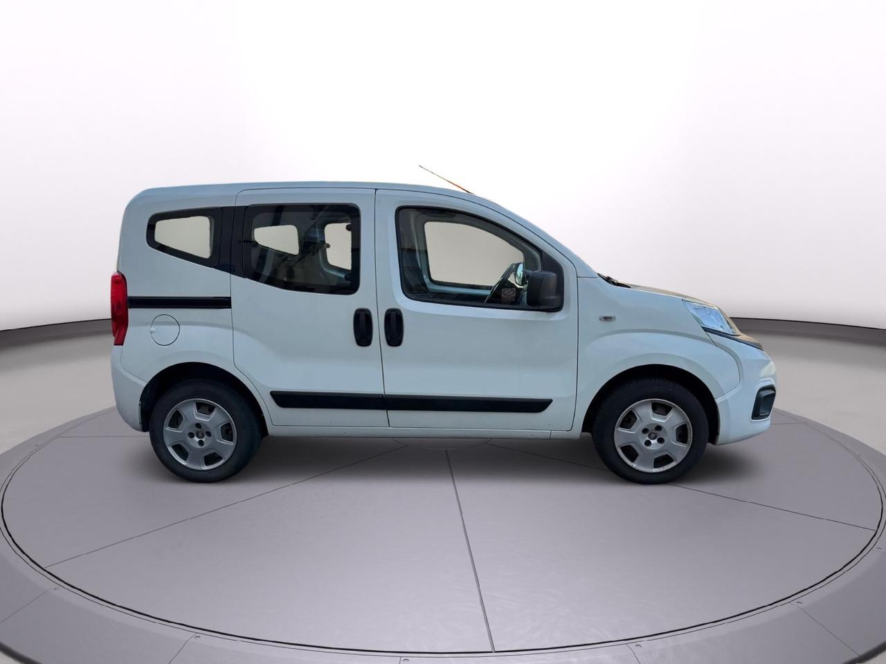 Fiat Qubo 1.3 MJT anno 2018 160.000km