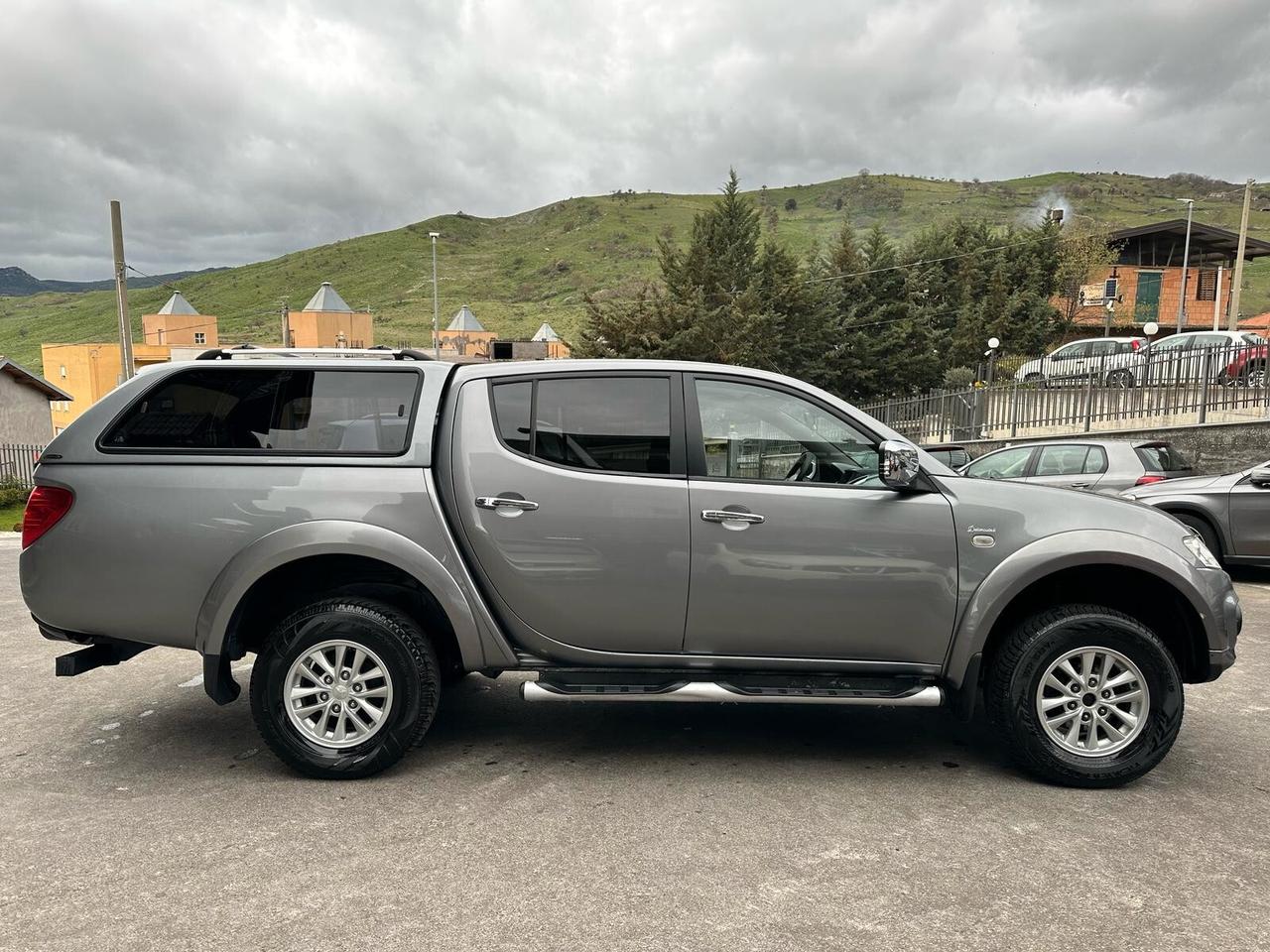 Mitsubishi L200 2.5 DI-D Double Cab Intense