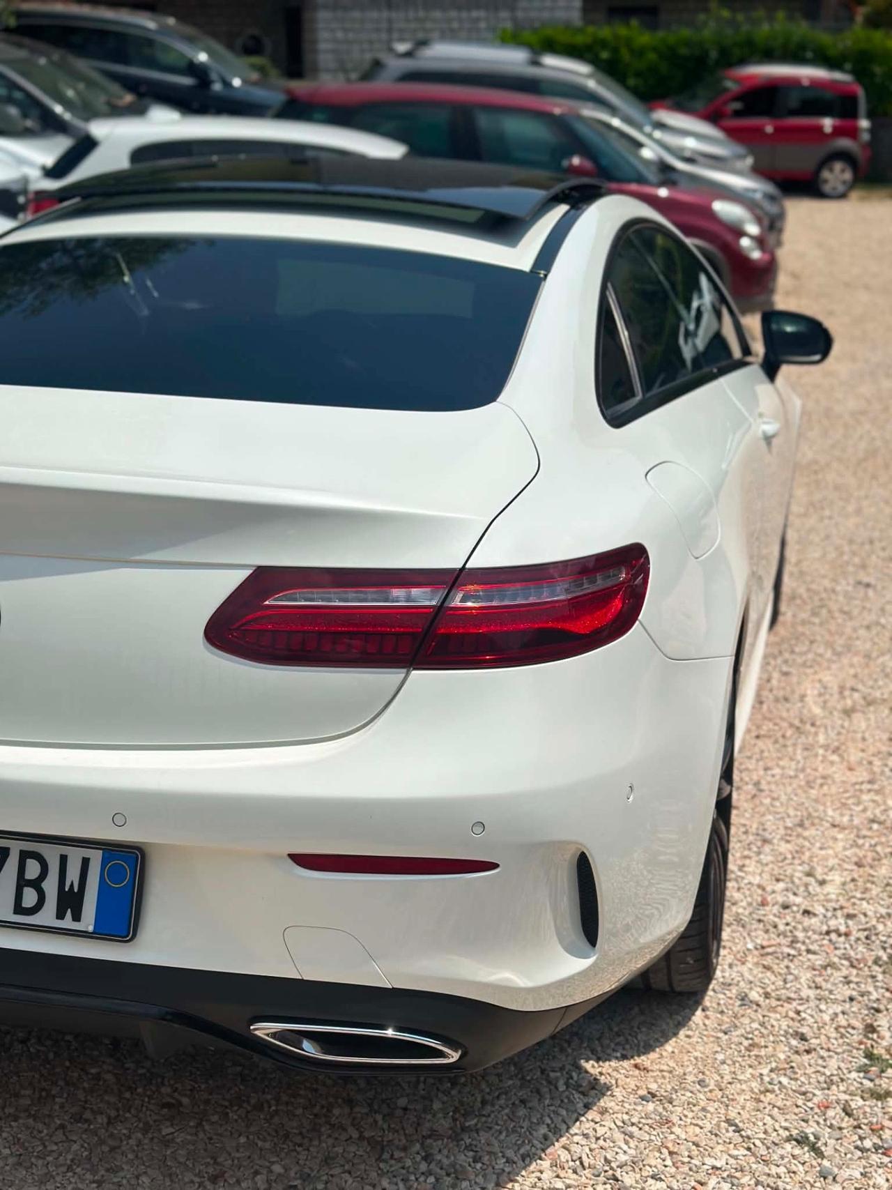 Mercedes-benz E220d 4MATIC PREMIUM PLUS FULLOPT KMCERT