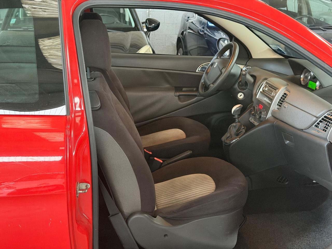 Lancia Ypsilon 1.2 Passion