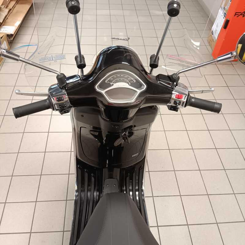 Vespa Primavera 150 - 2025