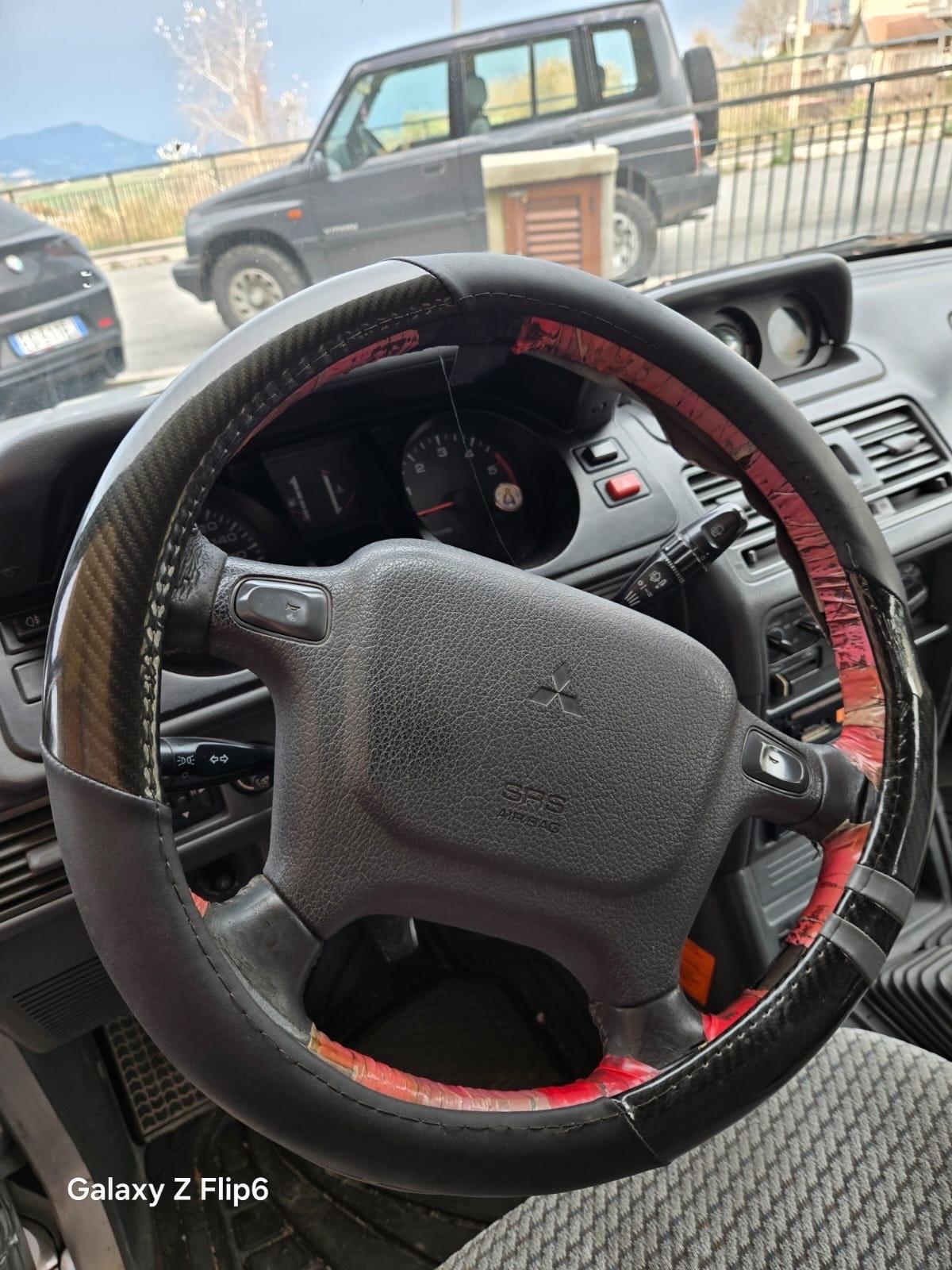 Mitsubishi Pajero 2.5 TDI Metal-top S.S. GLS Focus