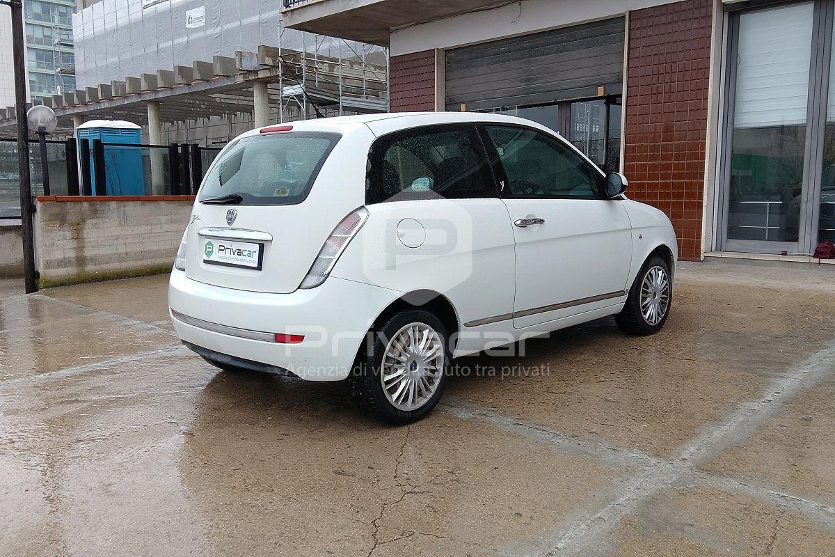 LANCIA Ypsilon 1.3 MJT 75 CV Diva
