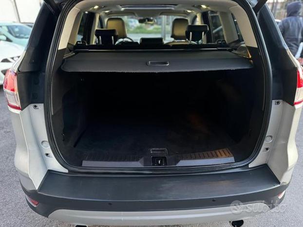 FORD Kuga 2.0 TDCI 163 CV 4WD Powershift Titaniu