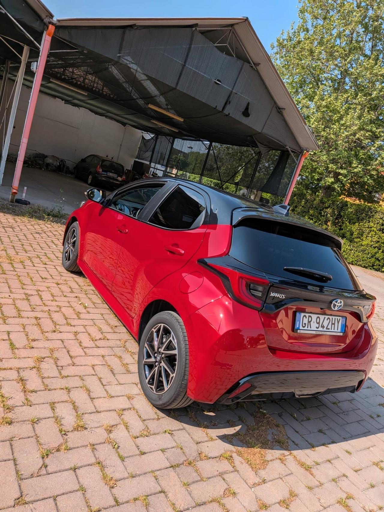 Toyota Yaris 1.5 Hybrid 5 porte Lounge